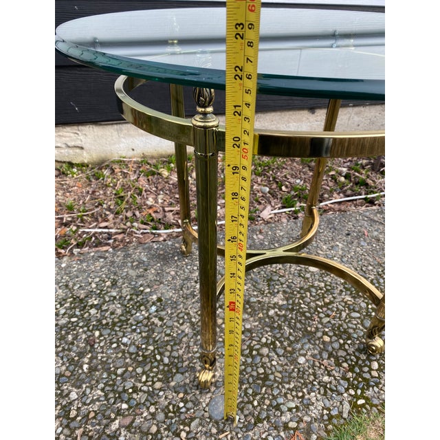 Metal Mid 20th Century Hollywood Regency Brass and Glass Round Side Table - Neoclassical Style For Sale - Image 7 of 8
