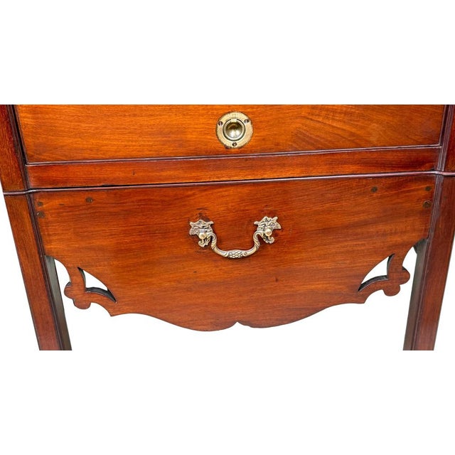 Georgian Mahogany Nightstands, 1760, Set of 2 For Sale - Image 10 of 17
