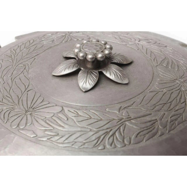 Art Deco Hand-Forged Aluminium Lunch Boxes, Set of 2 For Sale - Image 4 of 7