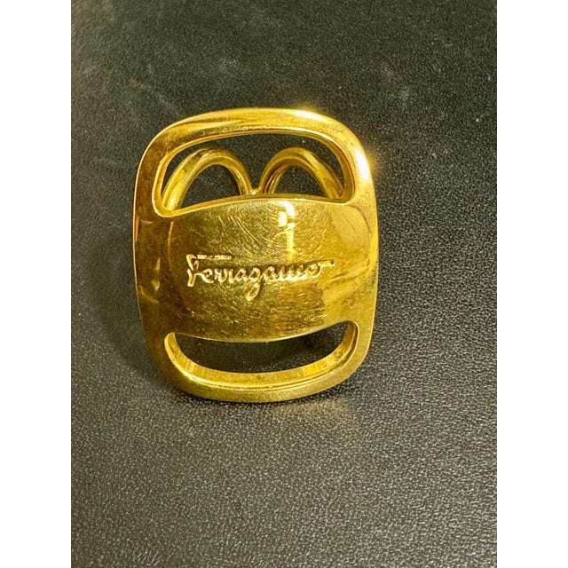 Salvatore Ferragamo Ganchini scarf ring /Ring gold Tone, Medium Size For Sale - Image 12 of 18