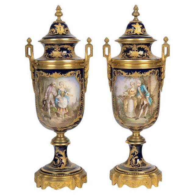 Vases in Enameled and Gilt Porcelain, Set of 2 For Sale - Image 12 of 12