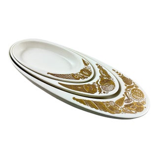 1960s Hyalyn Porcelain Briard Bisque Nesting Cornucopia Servers, Set/3 For Sale