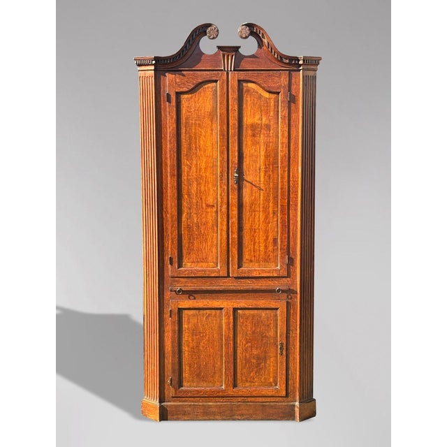 18th Century George III Oak Corner Cupboard, 1780s For Sale - Image 10 of 10