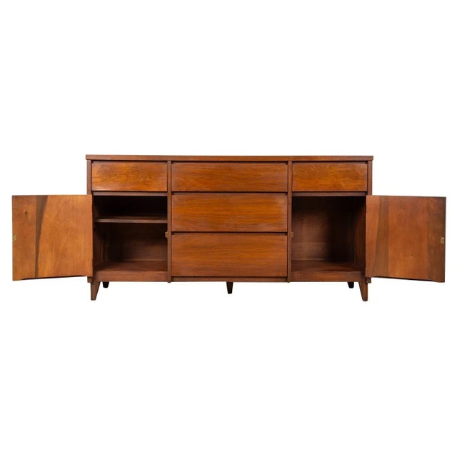 1960s Mid-Century Sideboard Credenza Dresser by Stanley For Sale In Baltimore - Image 6 of 12