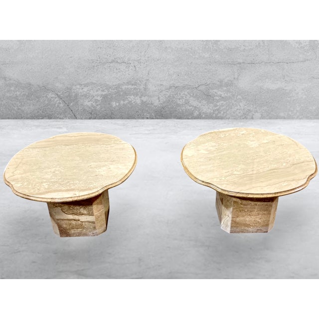 Angelo Mangiarotti Pair of 1970s Italian Travertine Scalloped Edge Pedestal End Tables For Sale - Image 4 of 17