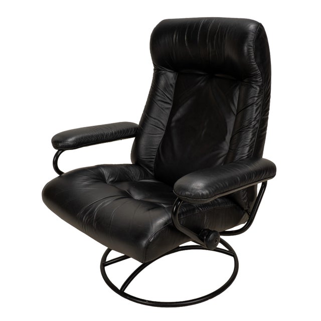 Black 1980s Vintage Ekornes Stressless Black Leather Recliner & Ottoman Made in Norway For Sale - Image 8 of 16