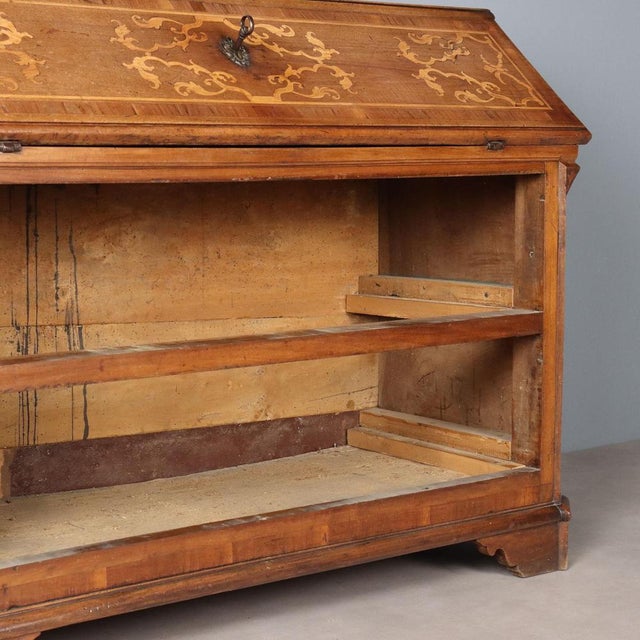 Baroque Walnut and Maple Flap Cabinet, Italy, 18th Century For Sale - Image 13 of 16