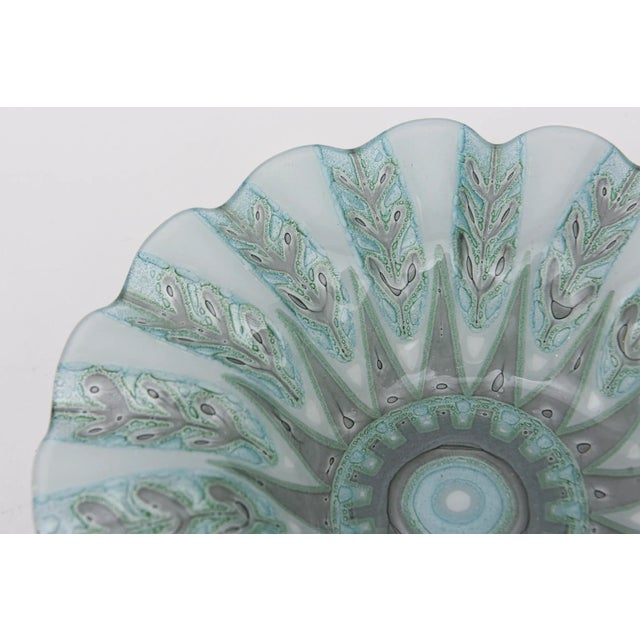 Glass Vintage Signed Higgins Fused Glass Ruffled Fern Bowl Green, Gray, Blue MCM For Sale - Image 7 of 11