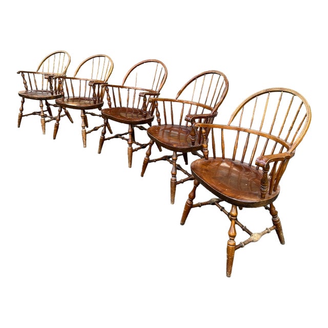 Rare Set of 5 Nichols and Stone Windsor Chairs For Sale