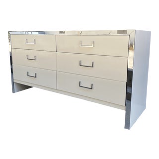 1970s Mid Century Modernist John Stuart for Michigan Furniture Co. Compact Dresser For Sale