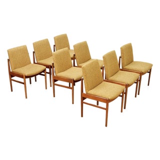 1960s Set of Eight Mid Century Dining Chairs Attributed Beithcraft of Scotland For Sale