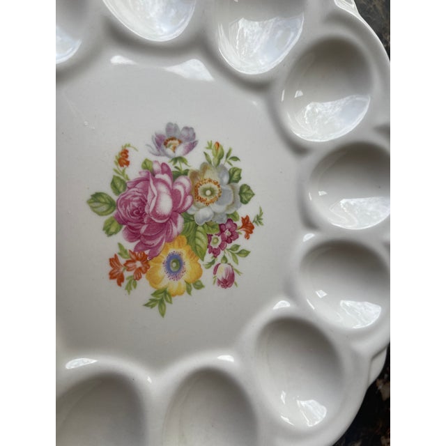 American Pair of 1930s E&r American Artware 'Deviled Eggs' Plates For Sale - Image 3 of 4