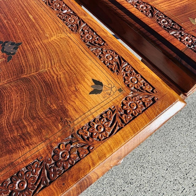 Anglo Indian Walnut Side Tables Pair For Sale In Miami - Image 6 of 11