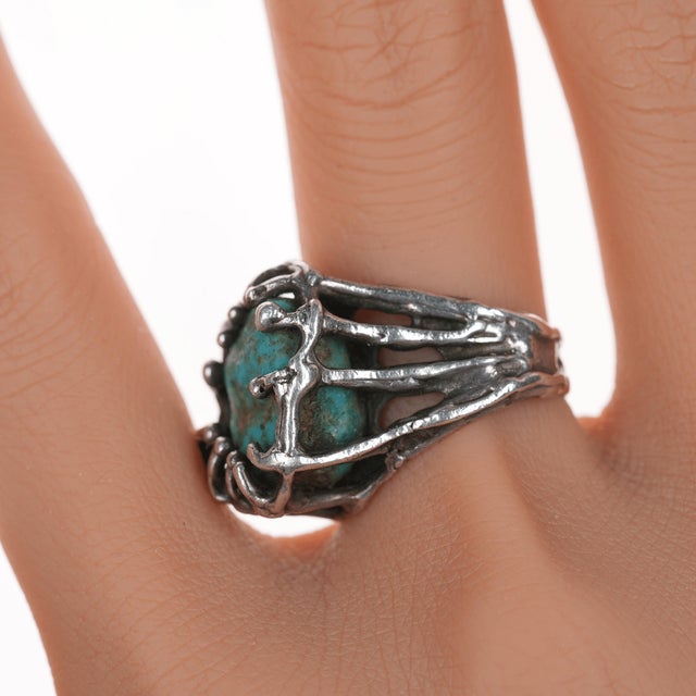 sz7 Vintage Southwestern Sterling Brutalist turquoise ring For Sale - Image 4 of 8