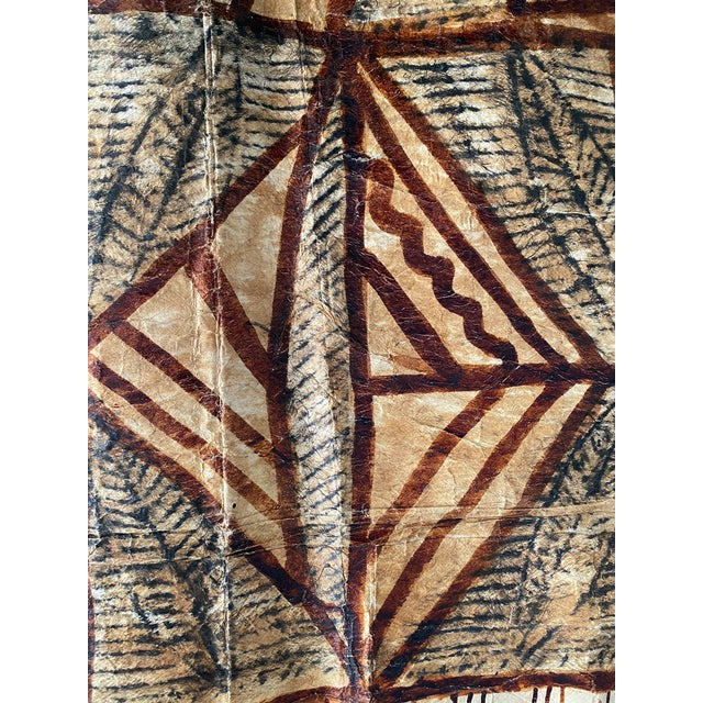 Mid 20th Century Large Fijian Masi Tapa Cloth With Hand Painted Geometric Kesa Motifs For Sale - Image 4 of 9