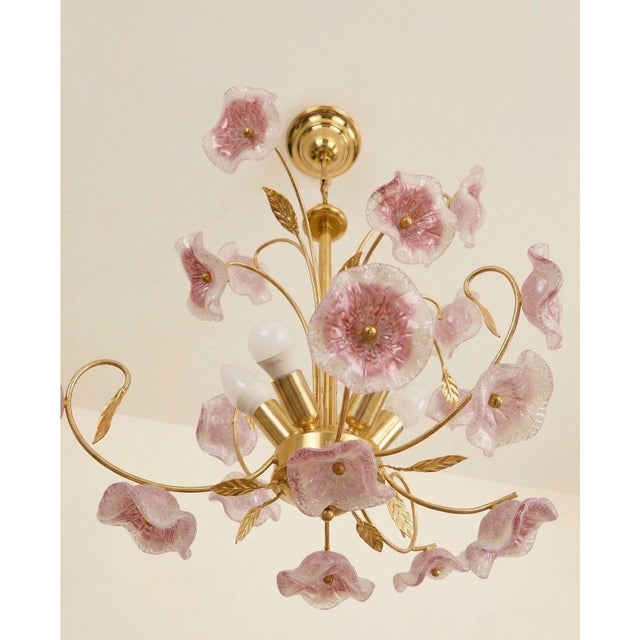Metal 1970s Murano "Pink Lily" Sfumato Lily Chandelier in Brass – Italian Floral Glass Pendant For Sale - Image 7 of 7