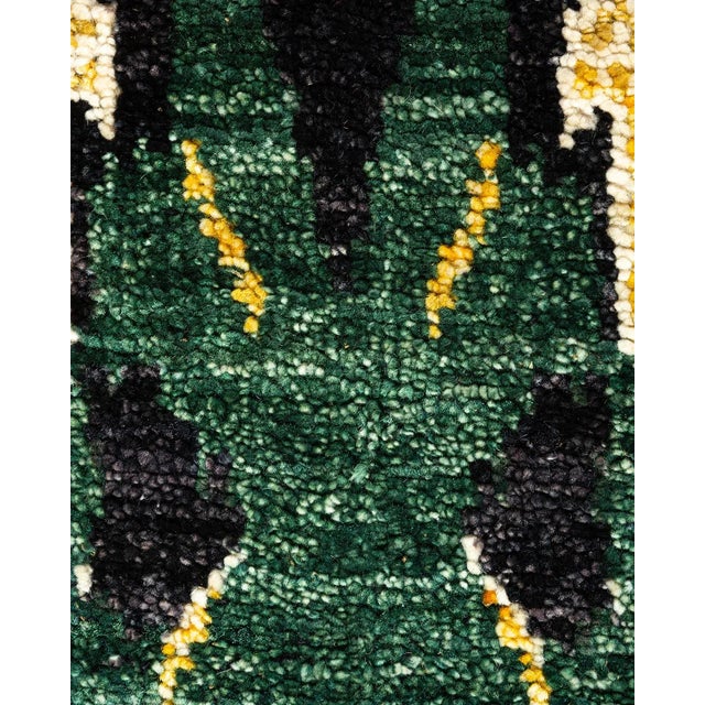 Traditional Modern Hand-Knotted Area Rug - Black, 6' 0" x 9' 3" For Sale - Image 3 of 8