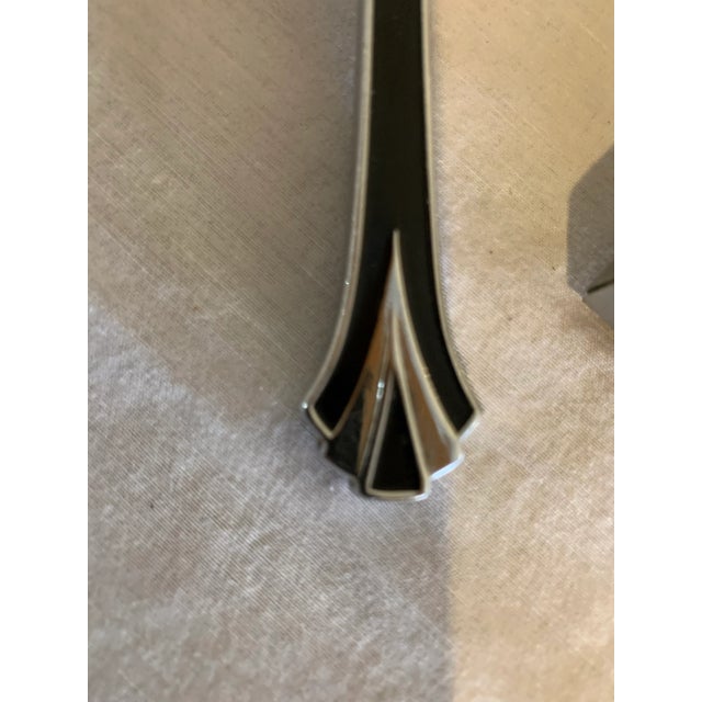 Silver 1930s Art Deco Vanity Set, 13 Pieces For Sale - Image 8 of 13