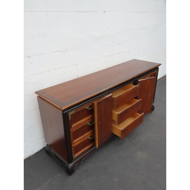 Late 20th Century Broyhill Premier Hollywood Regency Long Low Dresser Sideboard Media Cabinet 6893 For Sale - Image 5 of 17