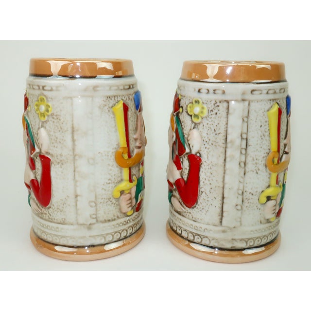 Mid-Century Modern Lustreware King & Queen Playing Card Beer Steins Novelty Barware, a Pair For Sale - Image 3 of 12