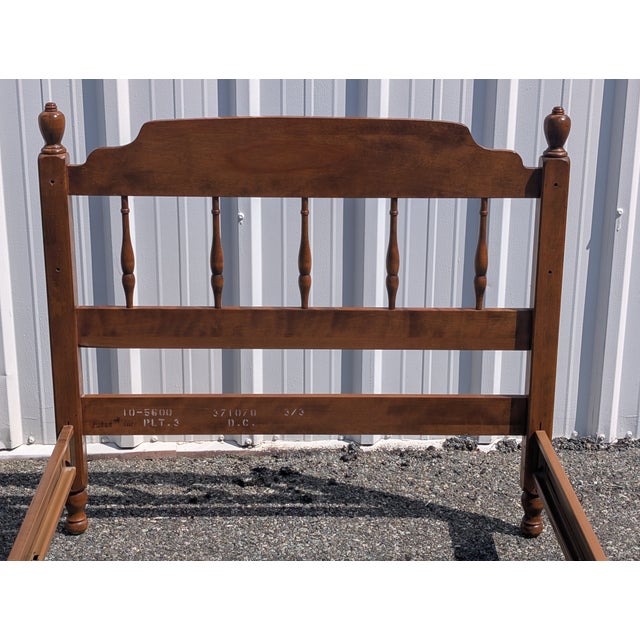 Pair of 1960s Ethan Allen Solid Baumritter Maple Twin Size Bedframes For Sale - Image 14 of 15