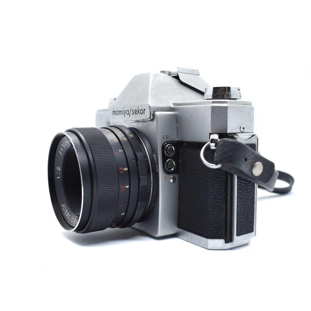 Mid-Century Modern Vintage Mamiya/Sekor 500tl 35mm SLR Film Camera For Sale - Image 3 of 7