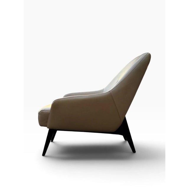 Pair of Adam Court Leather Lounge Chairs | Cream Leather on Dark Walnut Frames | Modern Designer Armchairs For Sale - Image 4 of 13