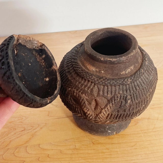 Late 19th Century Hand Thrown Kalinga Pottery Ceremonial Jars and Vessel, a Set of Three For Sale - Image 12 of 13