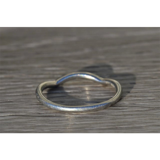 The Lyra: Ladies Vintage Curved Diamond Wedding Band in Platinum For Sale - Image 4 of 7