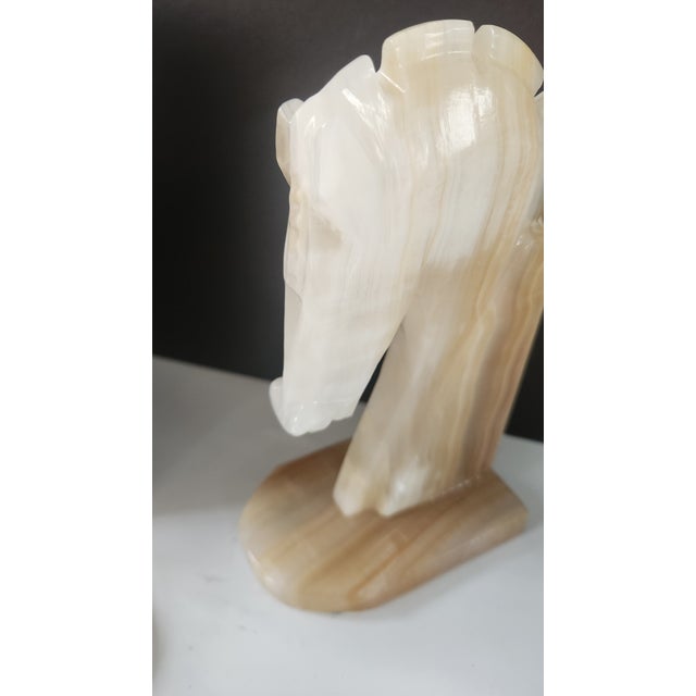 Camel 1960s Mid-Century Mexican Banded Onyx Horse Head Bookends – Western Ranch Decor (Pair) For Sale - Image 8 of 17