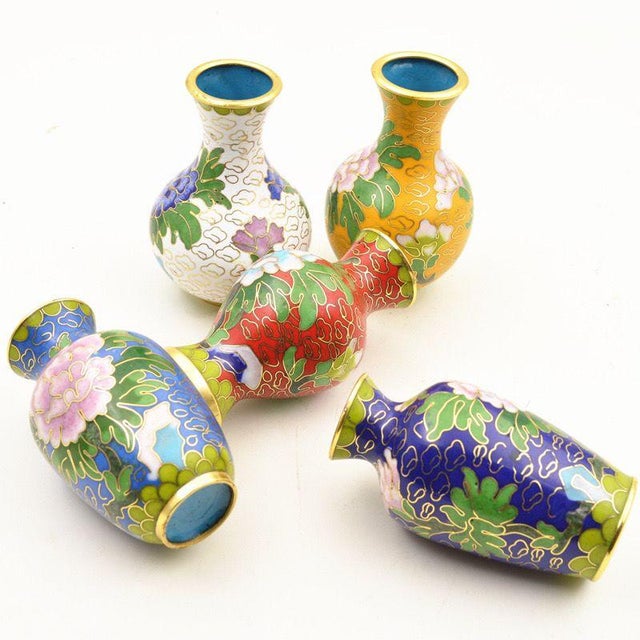 Set of 5 Miniature Chinese Cloisonné Vases | Floral Motif With Wood Stands & Box For Sale - Image 9 of 15