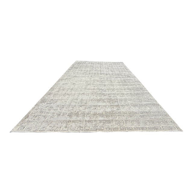 12ft 8in X 19ft 9in Decorator's Best Greek Key Merino Wool Area Rug For Sale