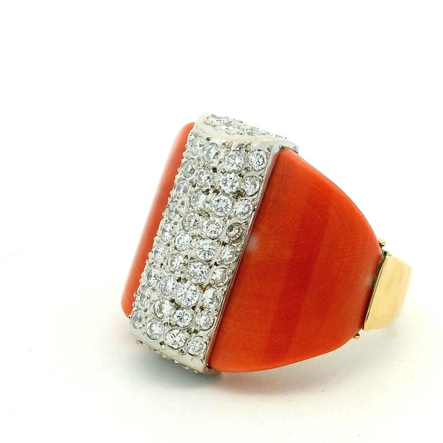 Metal 1970s Italian 18k Gold Coral & 1.50 Carat Diamond Cocktail Ring, Size 7.25 For Sale - Image 7 of 10