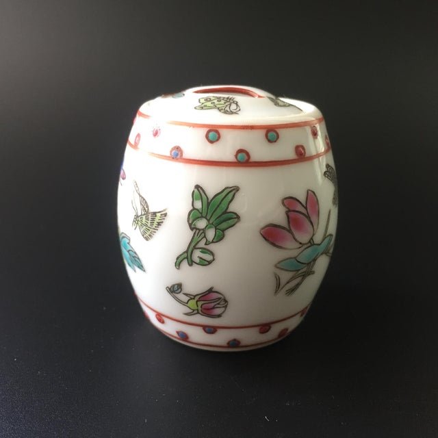 Vintage Chinese Jingdezhen Porcelain Lidded Ginger Jar Miniature For Sale - Image 4 of 9