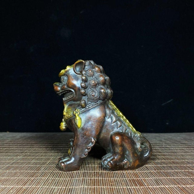Vintage Pair of Chinese Gilt Bronze Guardian Lions (Foo Dogs) For Sale - Image 4 of 10