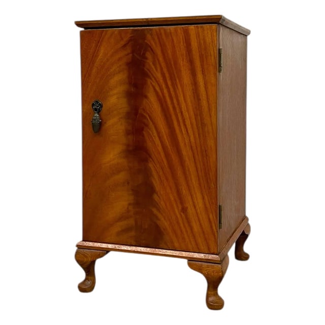 1970s French Style Bedside Cabinet or Nightstand With Figured Door, Interior Shelf, and Cabriole Legs For Sale