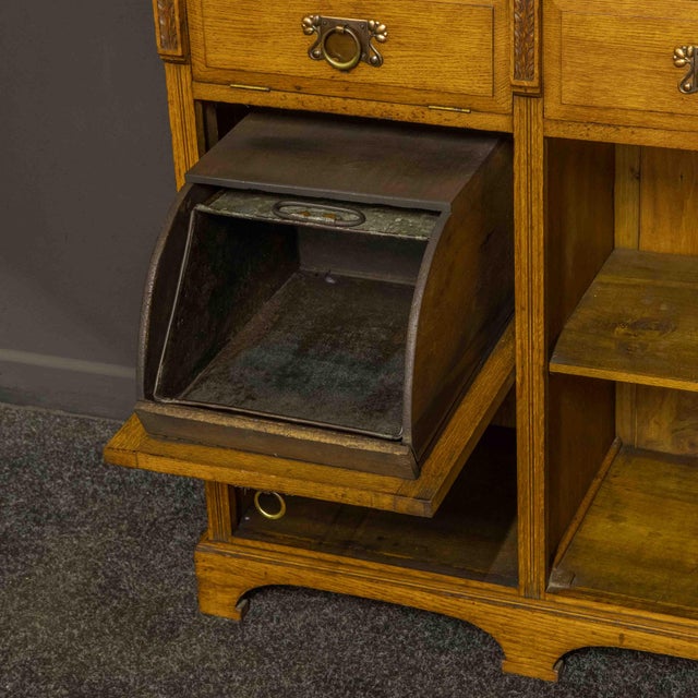 Brown Art Nouveau Bookcase in Oak For Sale - Image 8 of 12