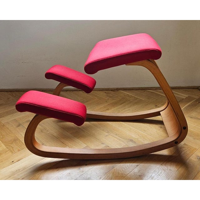 Mid-Century Balance Variable Knee Chair by Peter Opsvik for Stokke, Norway, 1980s For Sale - Image 4 of 11