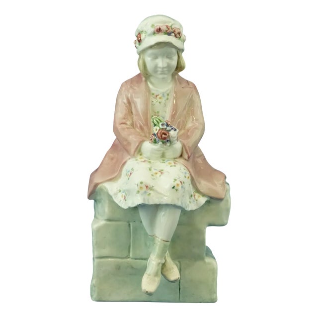 20th Century Art Nouveau Ceramic Seated Girl with a Bouquet of Flowers by Muller for Goldscheider, Austria, Early 1900s For Sale