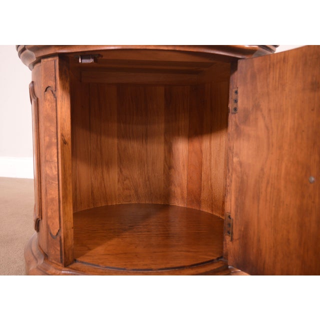 Thomasville Vintage Round Burl Wood Paneled Side Table Chairish