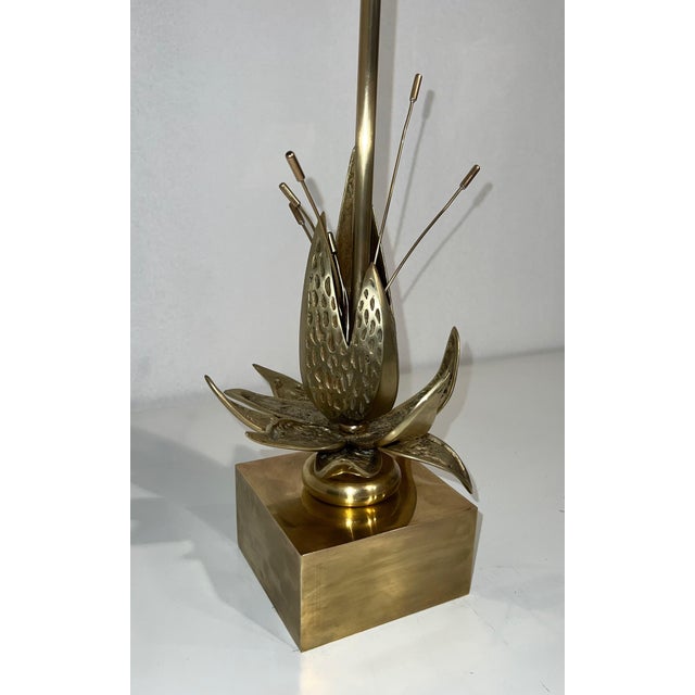 1970s Bronze and brass Nenuphar table lamp Attributed to Maison Charles. Circa 1970 For Sale - Image 5 of 11