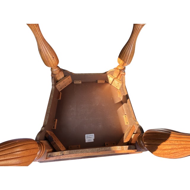 Brown Vintage Broyhill Tuscan Neoclassical End Table – Solid Wood Square Side Table With Fluted Turned Legs & Four-Way Matched Top For Sale - Image 8 of 11