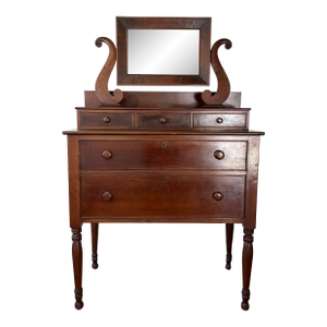 Early Nineteenth Century American Sheraton Mahogany Dressing Table With Mirror