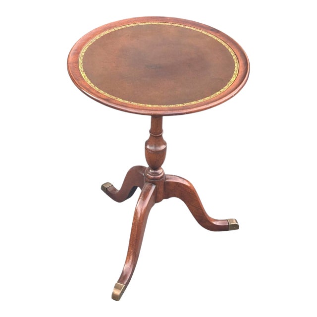 Vintage Georgian Embossed Leather Top Mahogany Round Side Table Columbia MFG For Sale