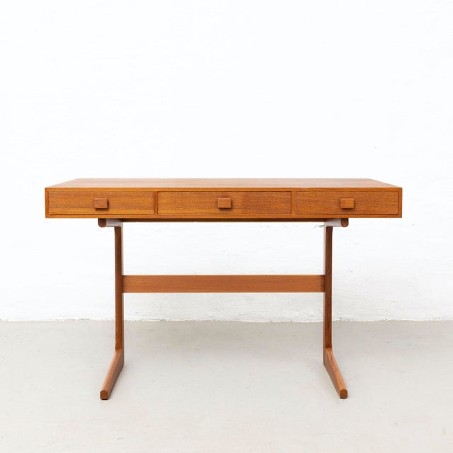 Mid-Century Modern Teak Desk by Georg Petersen for Georg Petersens Møbelfabrik, 1960s For Sale - Image 3 of 9