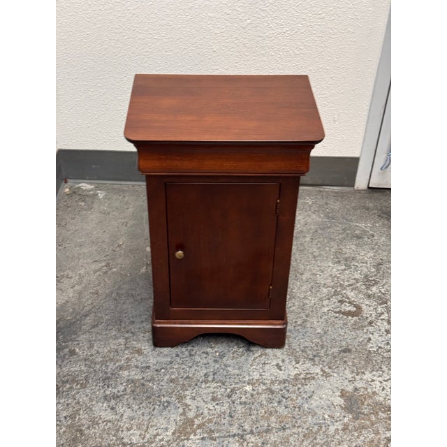 Shermag Louis Philippe Bedside Cabinet For Sale - Image 10 of 12