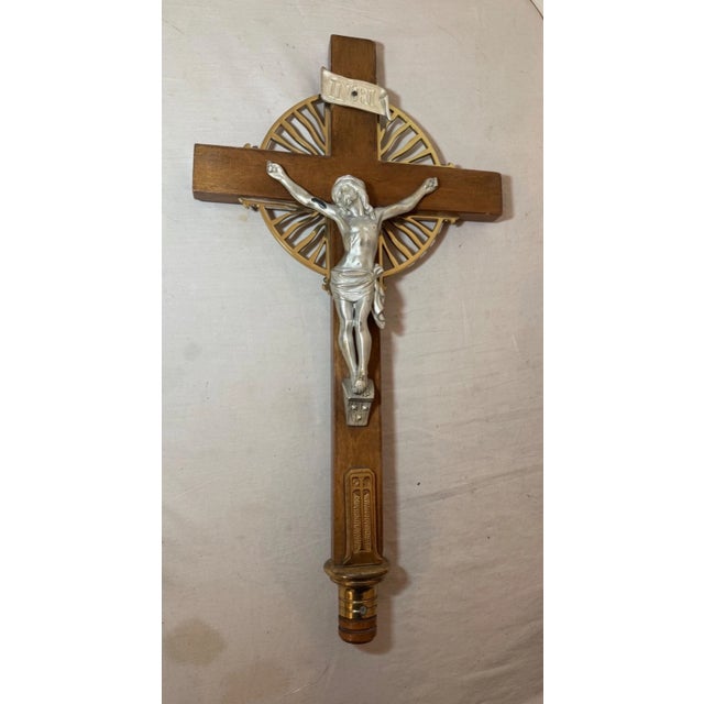 Religious Large Vintage Church Used Wood Brass Ceremonial Processional Crucifix Cross For Sale - Image 3 of 13
