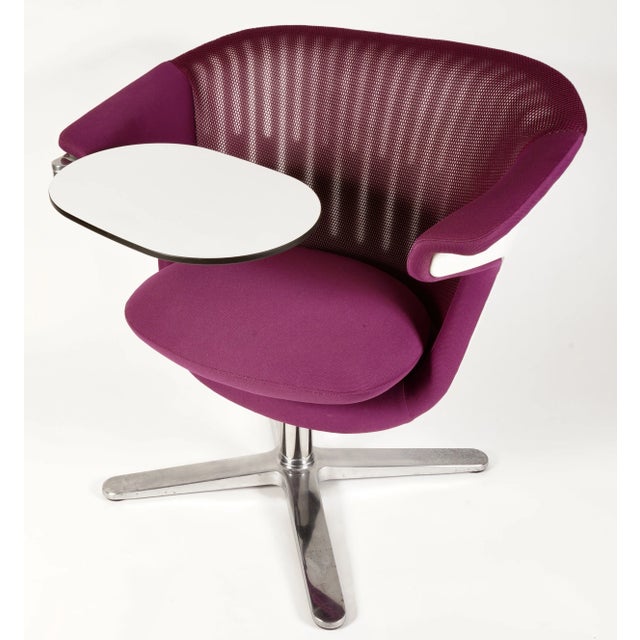Modern Steelcase I2i Swivel Tablet Chair For Sale In Miami - Image 6 of 11