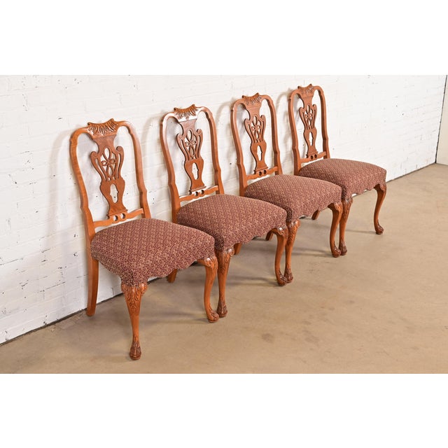 Romweber Romweber Antique Georgian Carved Walnut Dining Chairs, Set of Four For Sale - Image 4 of 13