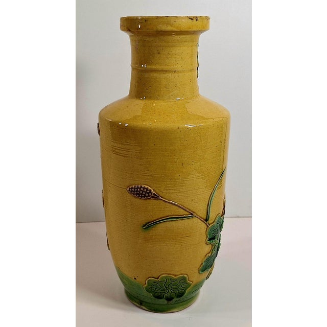 Chinese Rare Antique Chinese Porcelain Yellow Crane Water Lotus Vase Republic Era 10” For Sale - Image 3 of 7